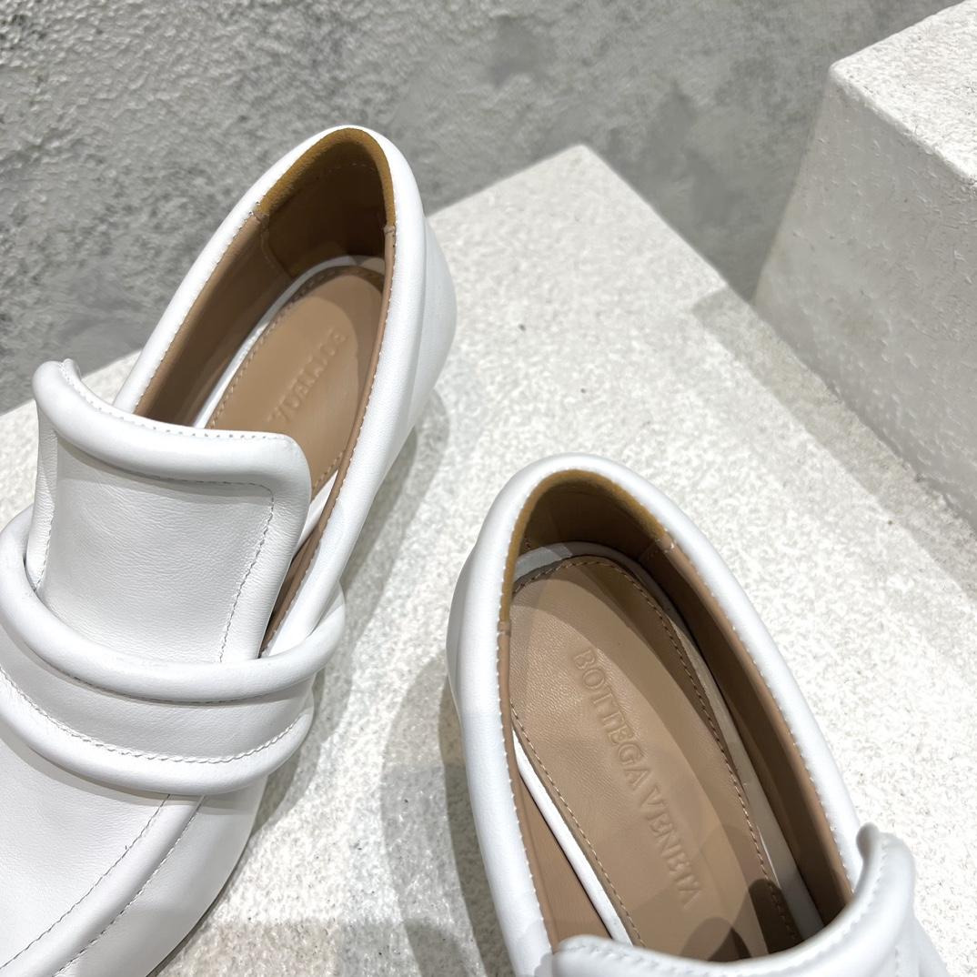 Bottega Veneta Spada Pump - FashionPlug