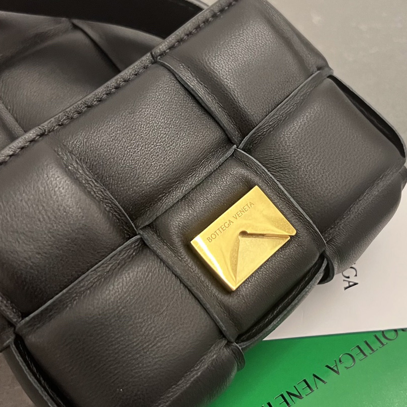 Bottega Veneta Padded Cassette Bag(12*8*4cm) - FashionPlug