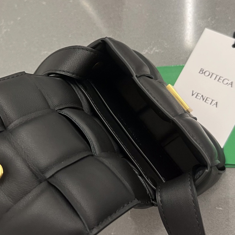 Bottega Veneta Padded Cassette Bag(12*8*4cm) - FashionPlug