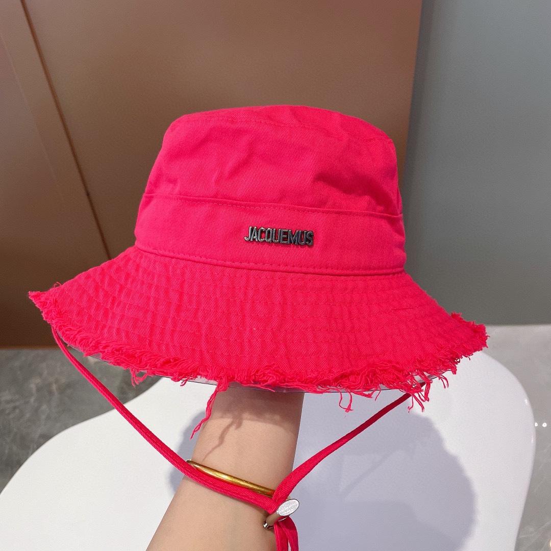 Jacquemus Le Bob Bucket Hat - FashionPlug