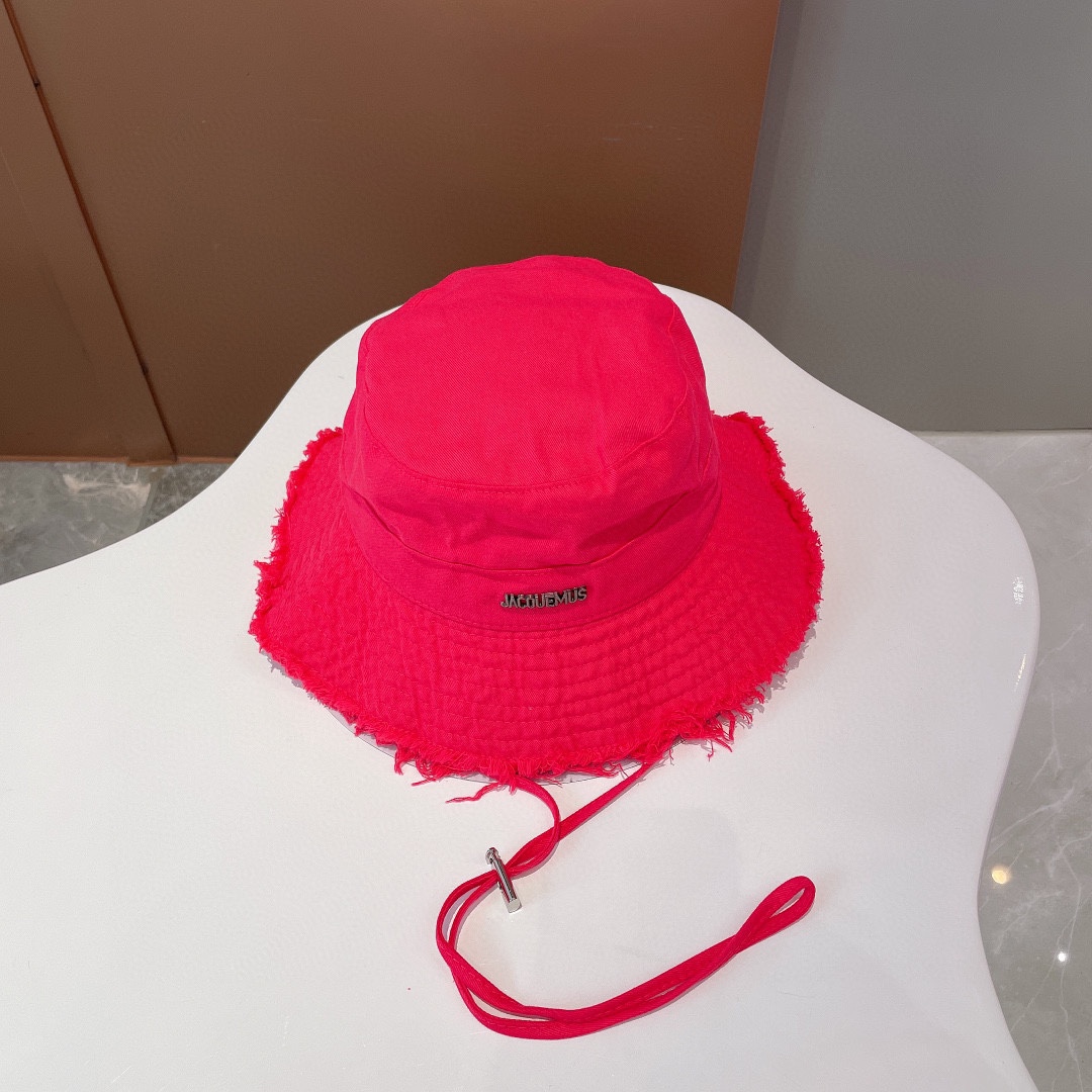 Jacquemus Le Bob Bucket Hat - FashionPlug