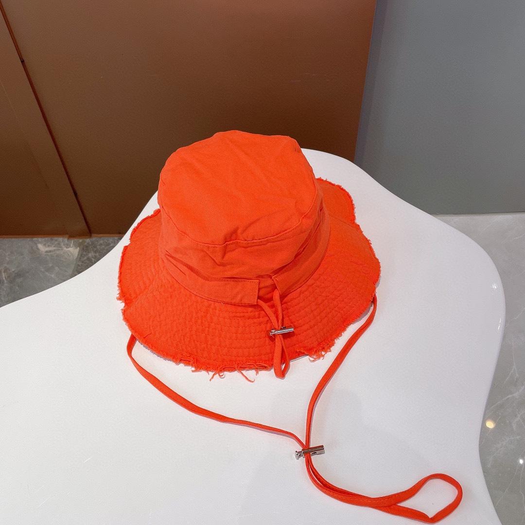 Jacquemus Le Bob Bucket Hat - FashionPlug