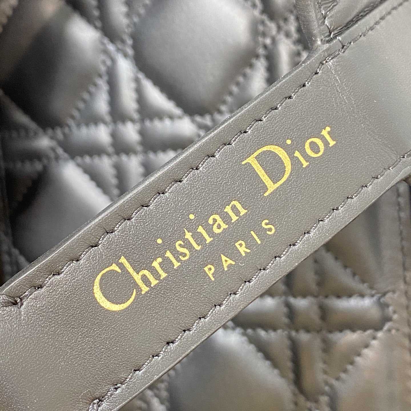 Dior Medium Dior Toujours Bag - FashionPlug