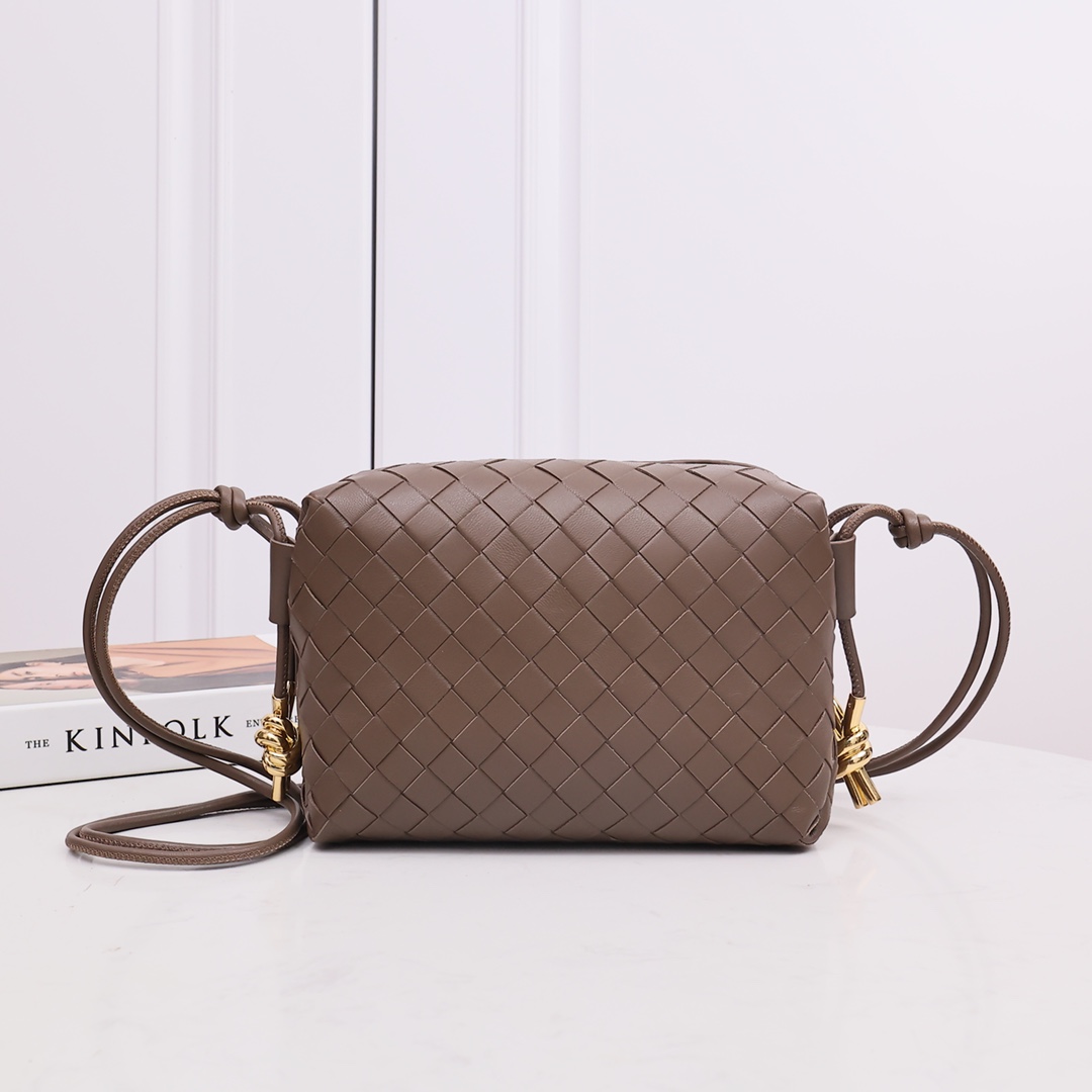 Bottega Veneta Small Loop Camera Bag - FashionPlug