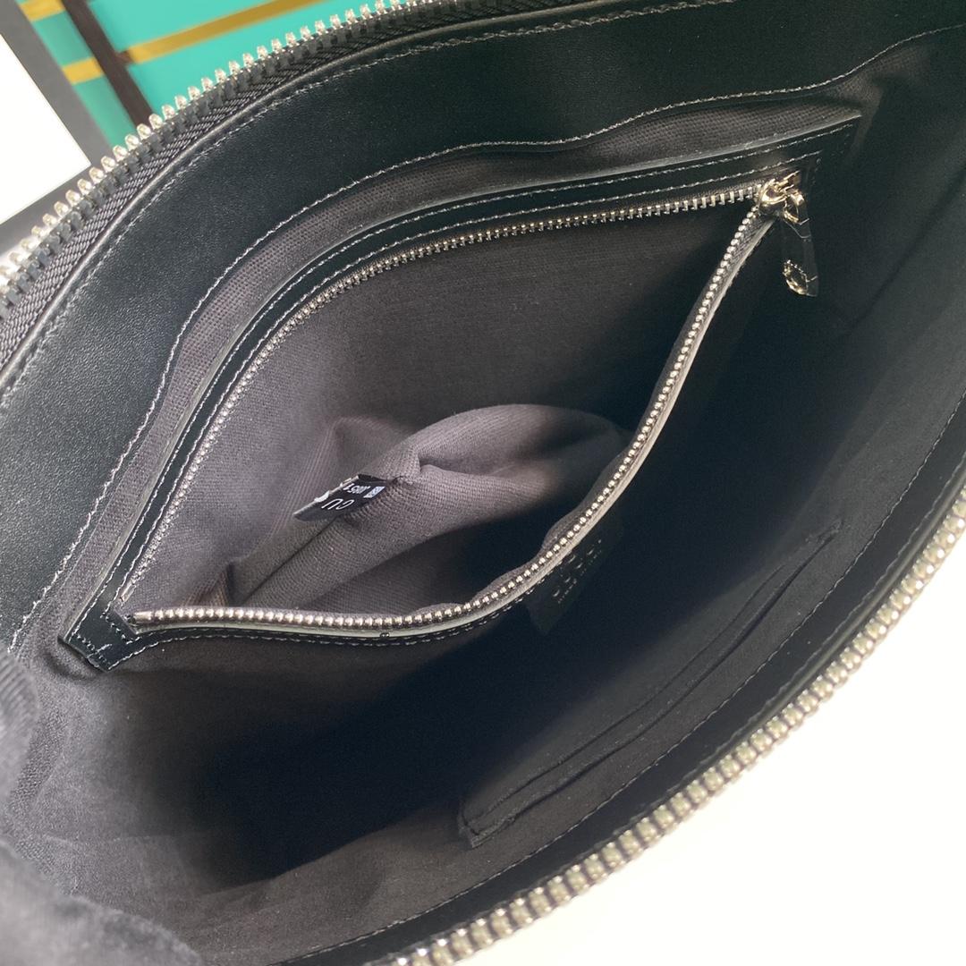 Gucci GG Black Messenger  (27-28.5-5cm) - FashionPlug