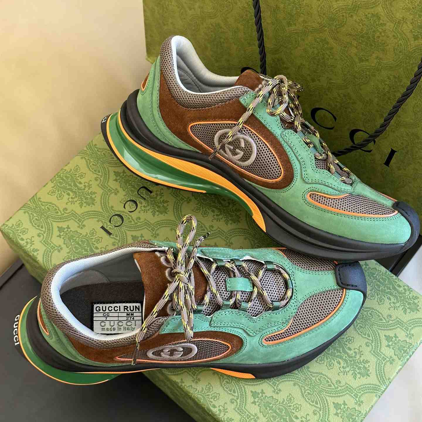 Gucci Run Sneaker - FashionPlug
