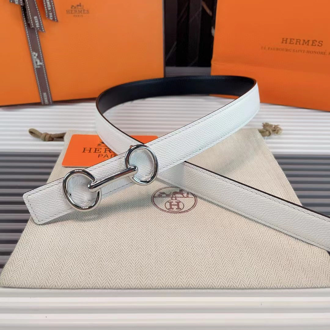 Hermes Heritage Belt Buckle & Reversible Leather Strap  - FashionPlug