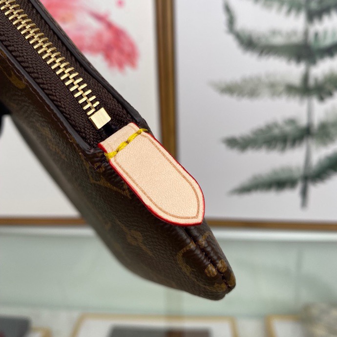 Louis Vuitton Monogram Pouch (24 x 1 x 17cm)M44191 - FashionPlug