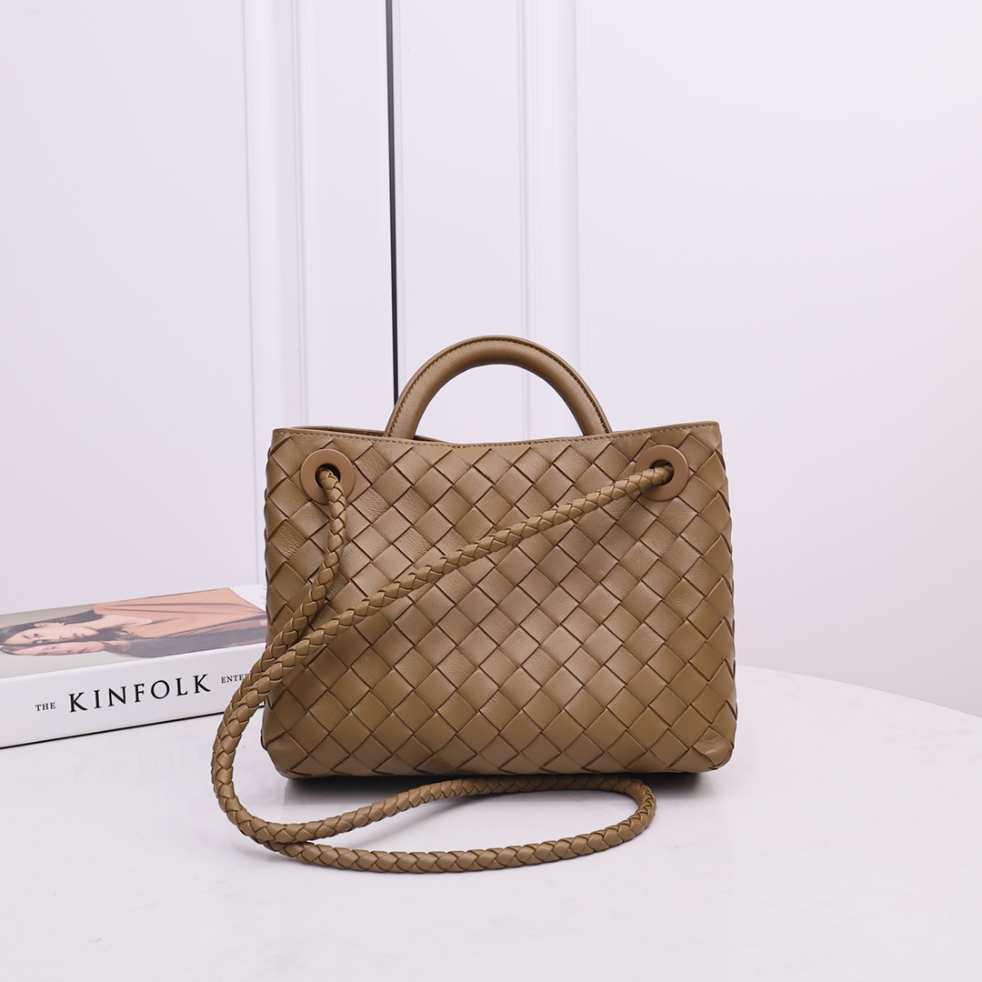 Bottega Veneta Small Andiamo - FashionPlug