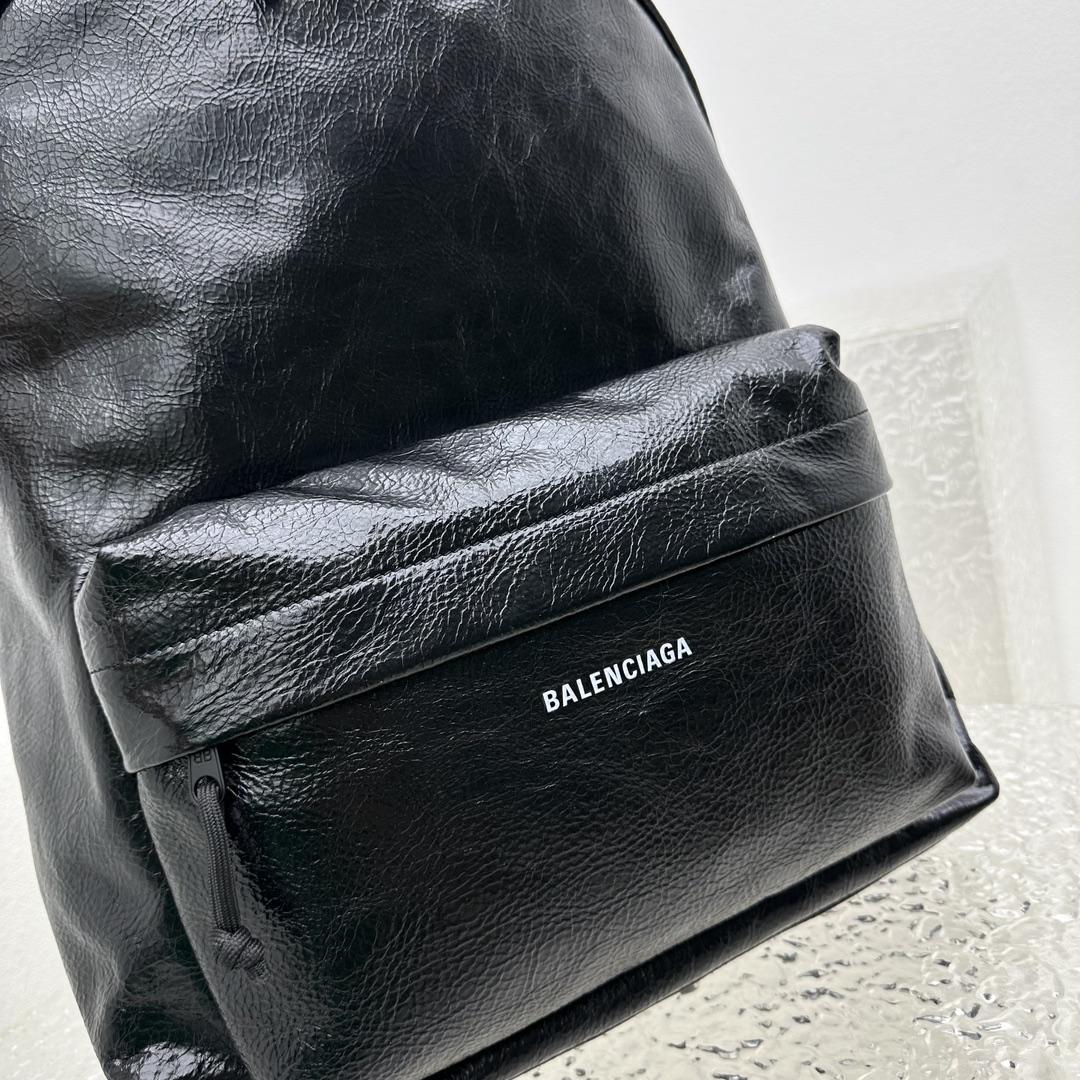 Balenciaga Explorer Backpack In Black (34.8x47x19.8cm) - FashionPlug