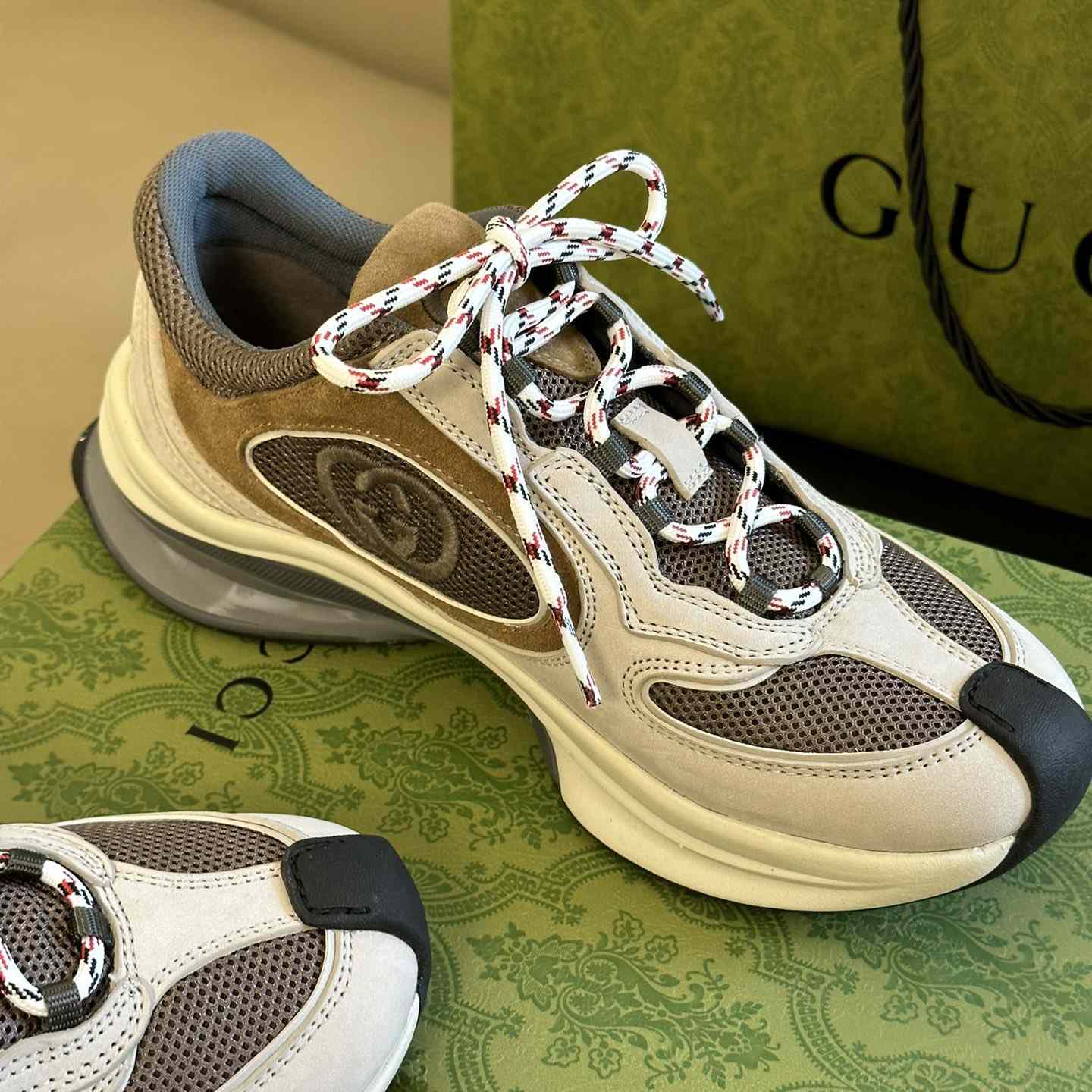 Gucci Run Sneaker - FashionPlug