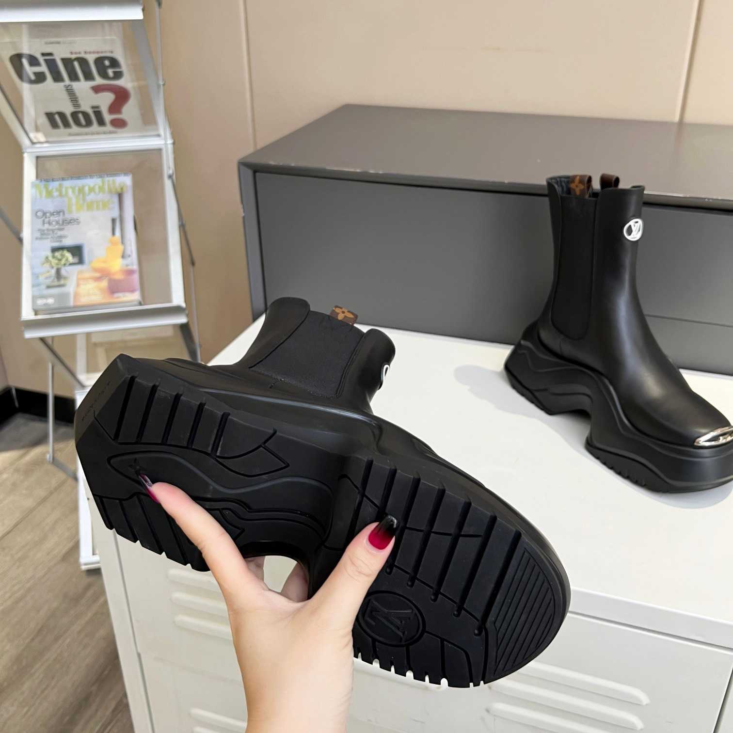 Louis Vuitton LV Archlight 2.0 Platform Ankle Boot - FashionPlug