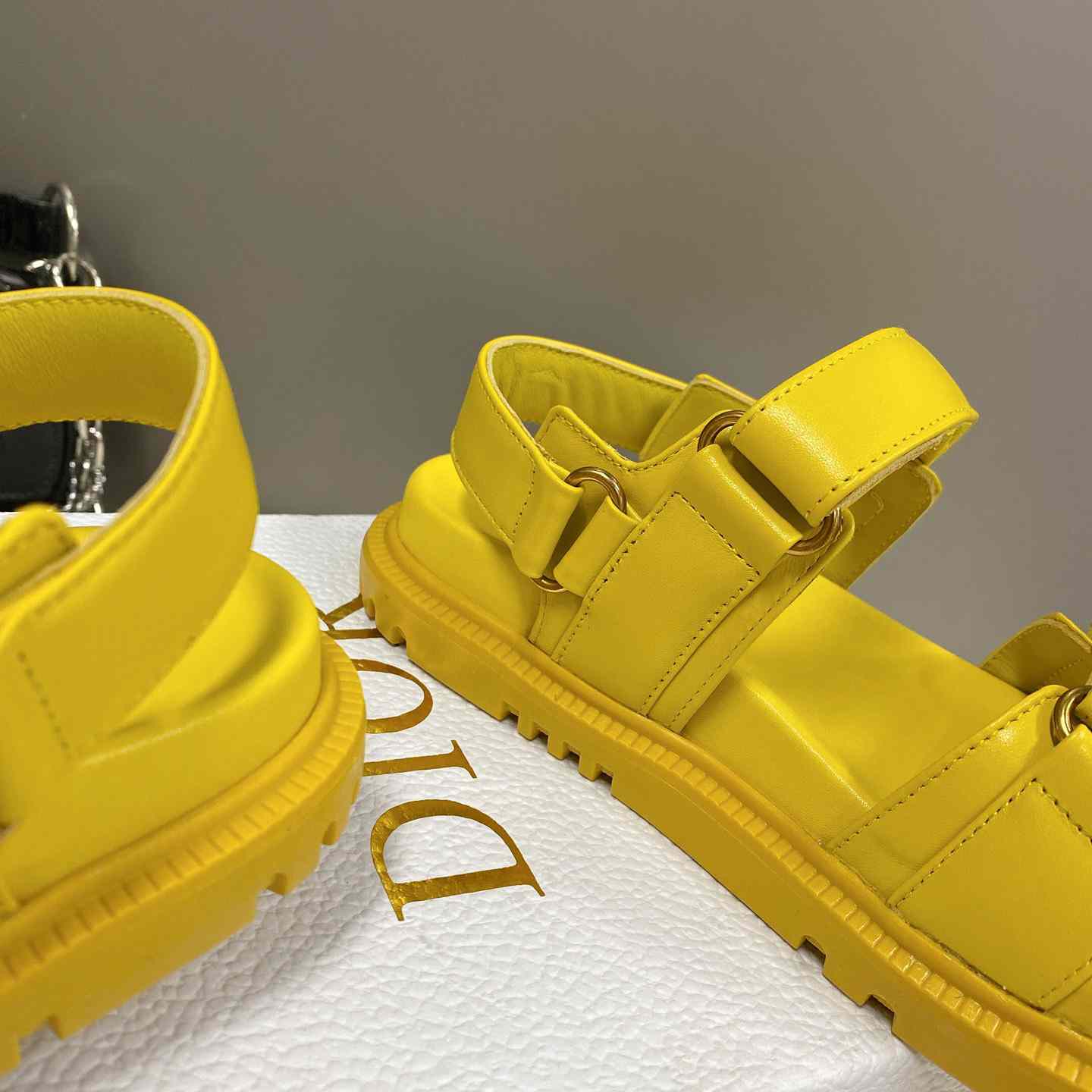 Dior Dioract Sandal - FashionPlug