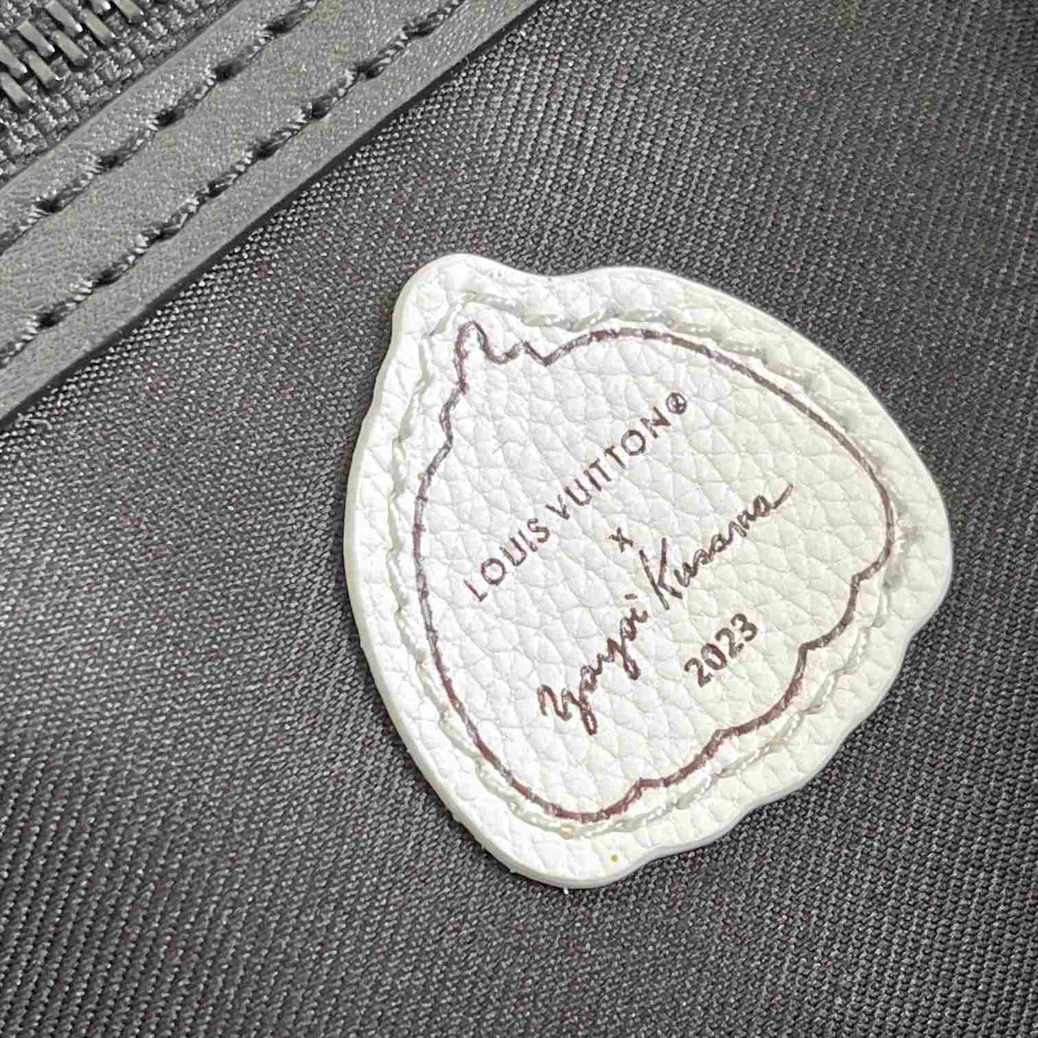 Louis Vuitton LV x YK Bandoulière Keepall 55   M46401 - FashionPlug