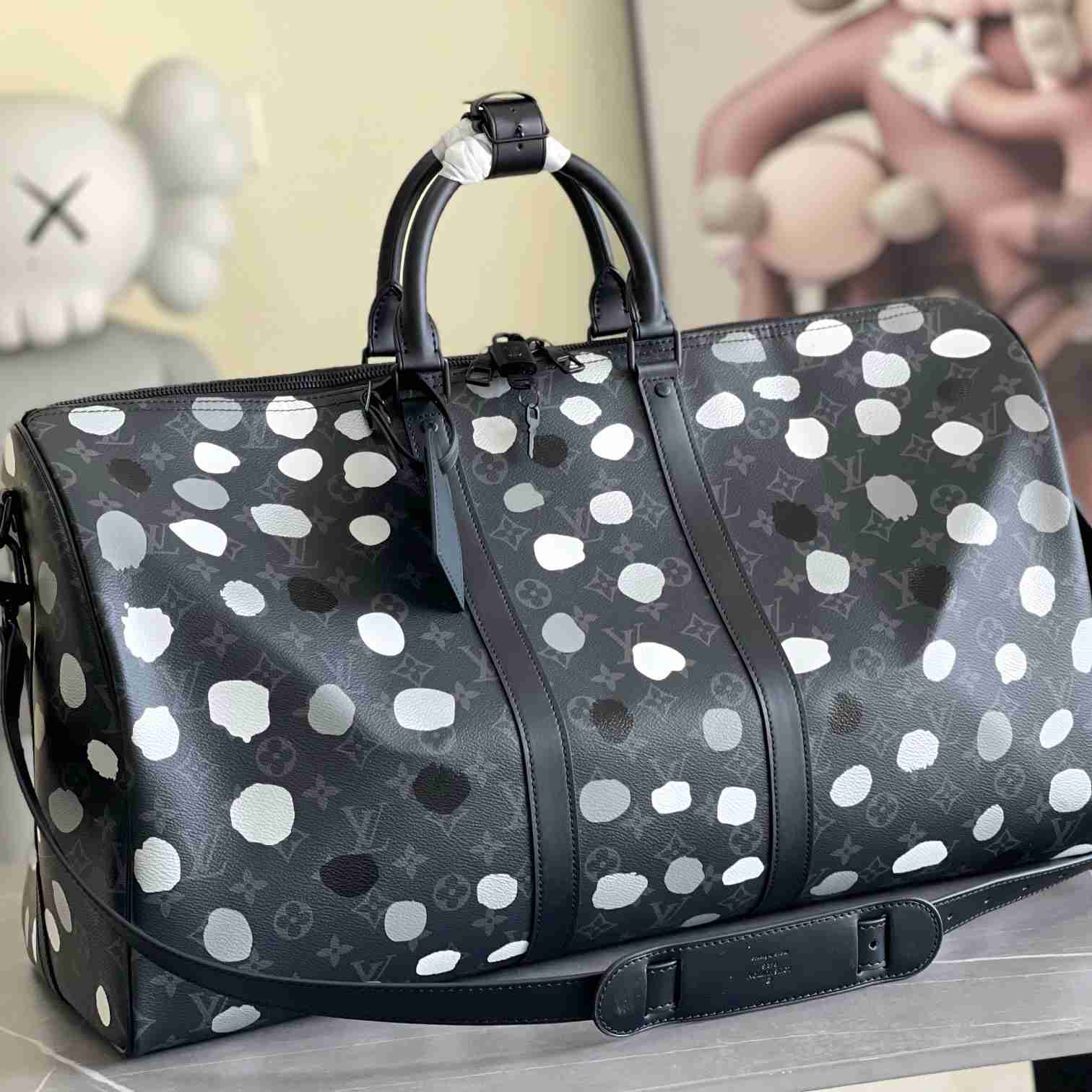 Louis Vuitton LV x YK Bandoulière Keepall 55   M46401 - FashionPlug