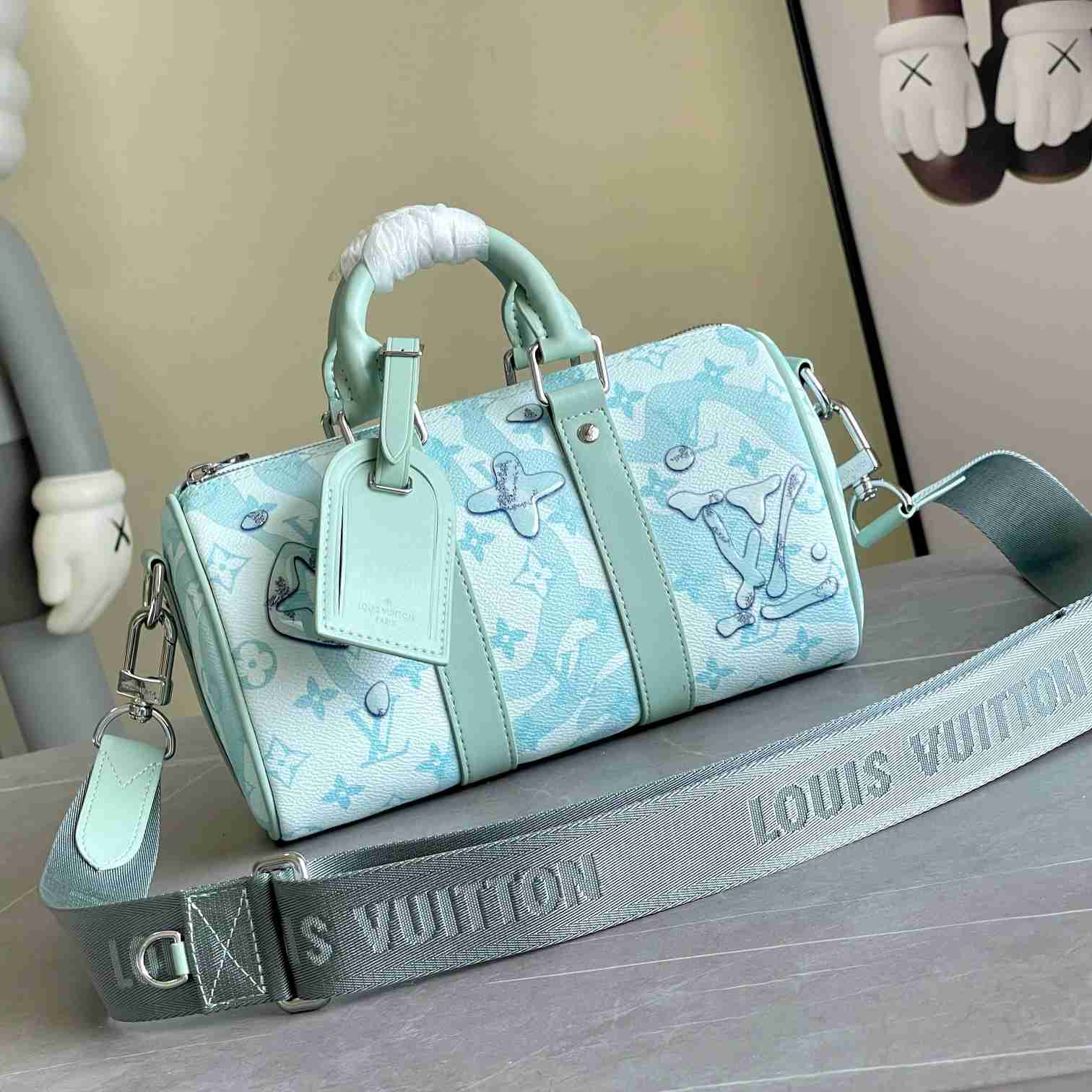 Louis Vuitton Keepall Bandoulière 25    M22527 - FashionPlug