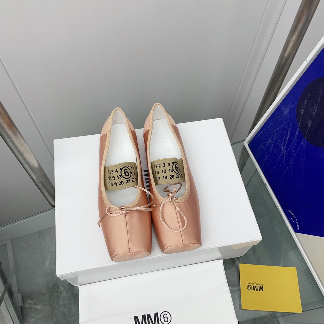 Maison Margiela MM6 Logo-strap Ballerina Shoes - FashionPlug