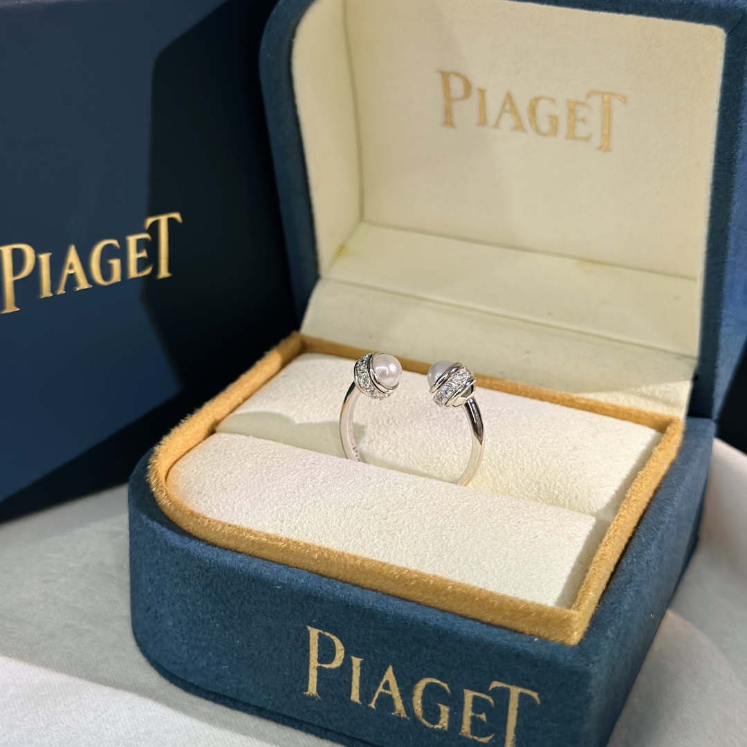 Piaget Possession Open Ring - FashionPlug