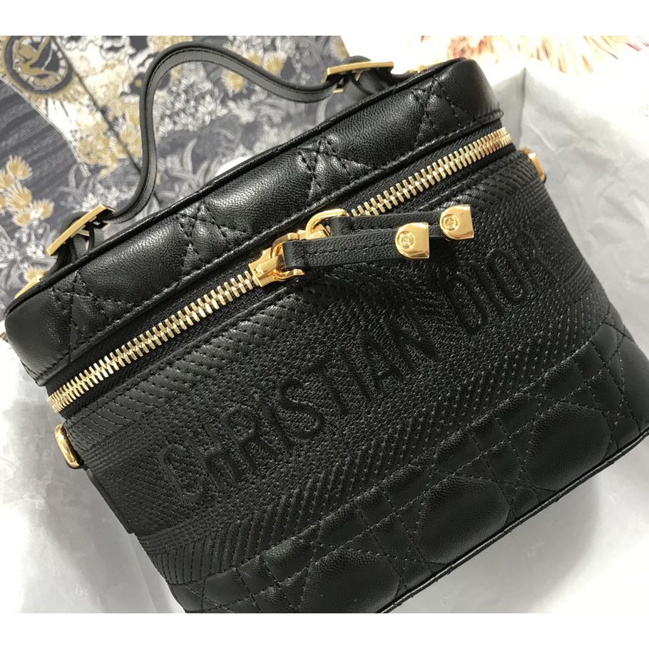 Dior Small Diortravel Vanity Case - FashionPlug