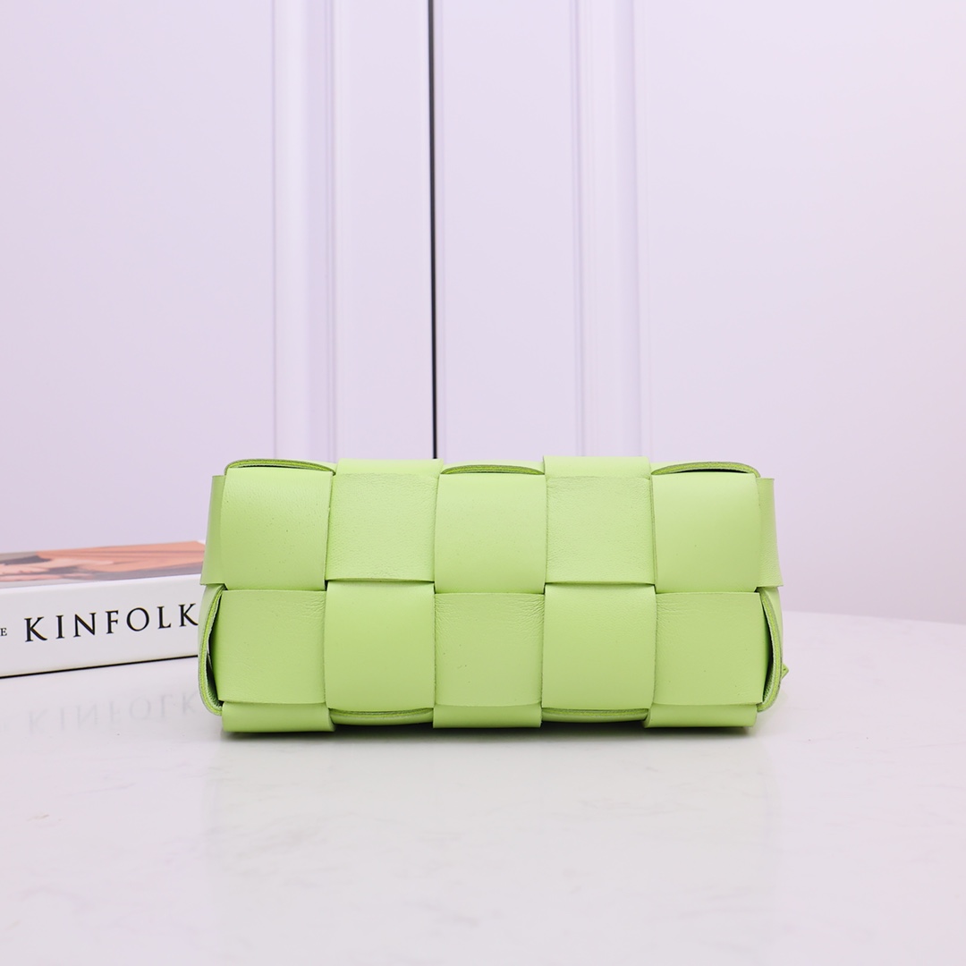 Bottega Veneta Small Brick Cassette - FashionPlug