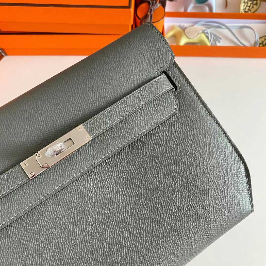 Hermes Kelly Dépêches Leather Bag (25-19-5cm) - FashionPlug