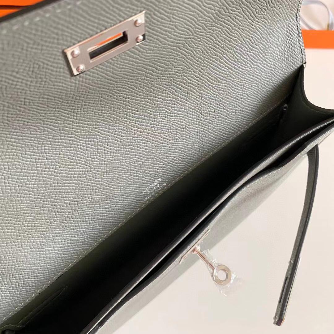 Hermes Kelly Dépêches Leather Bag (25-19-5cm) - FashionPlug