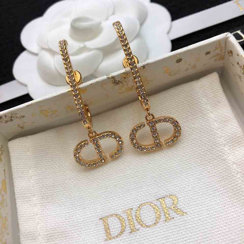 Dior 30 Montaigne Earrings - FashionPlug