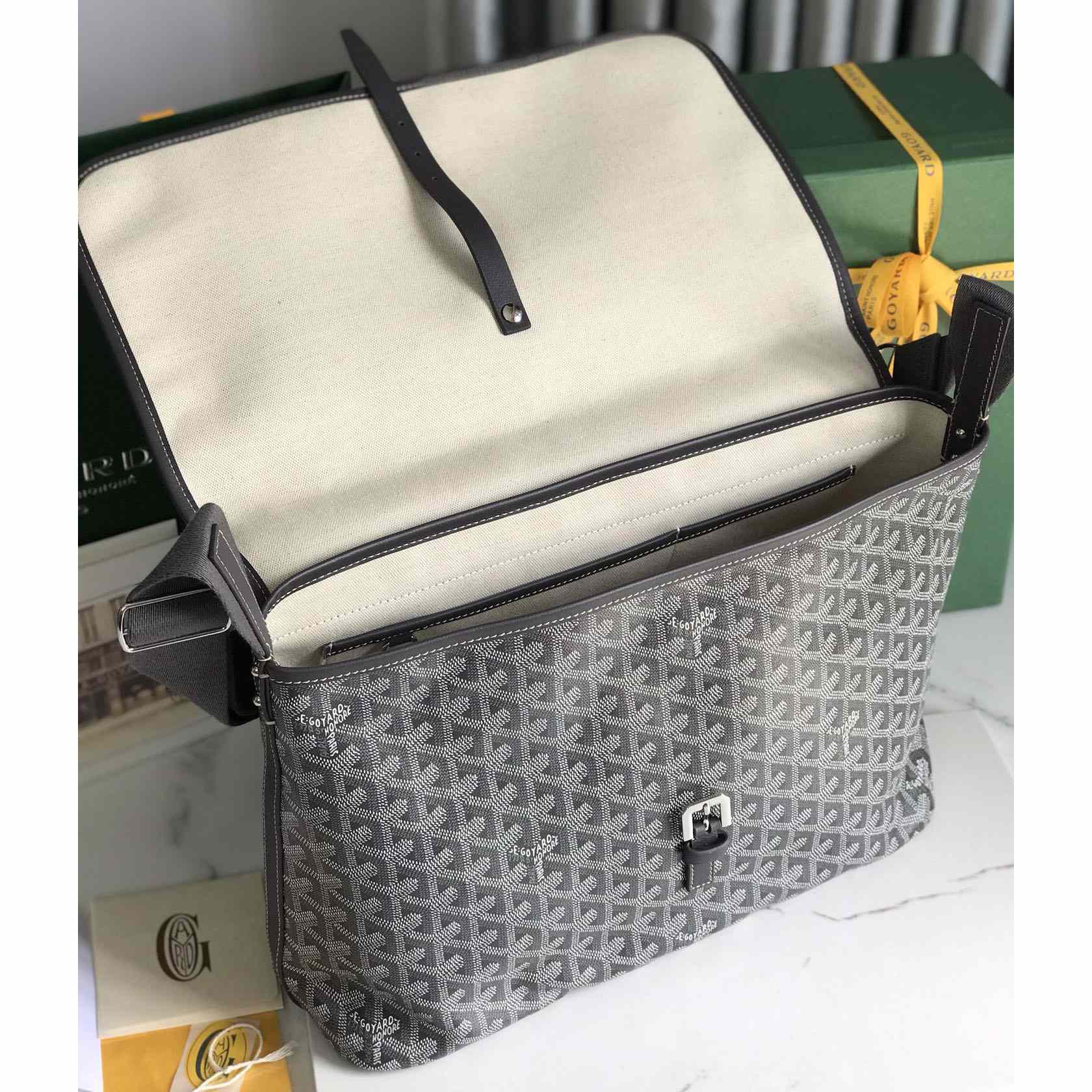 Goyard Capetien Messenger Bag (35×26×7.5cm) - FashionPlug