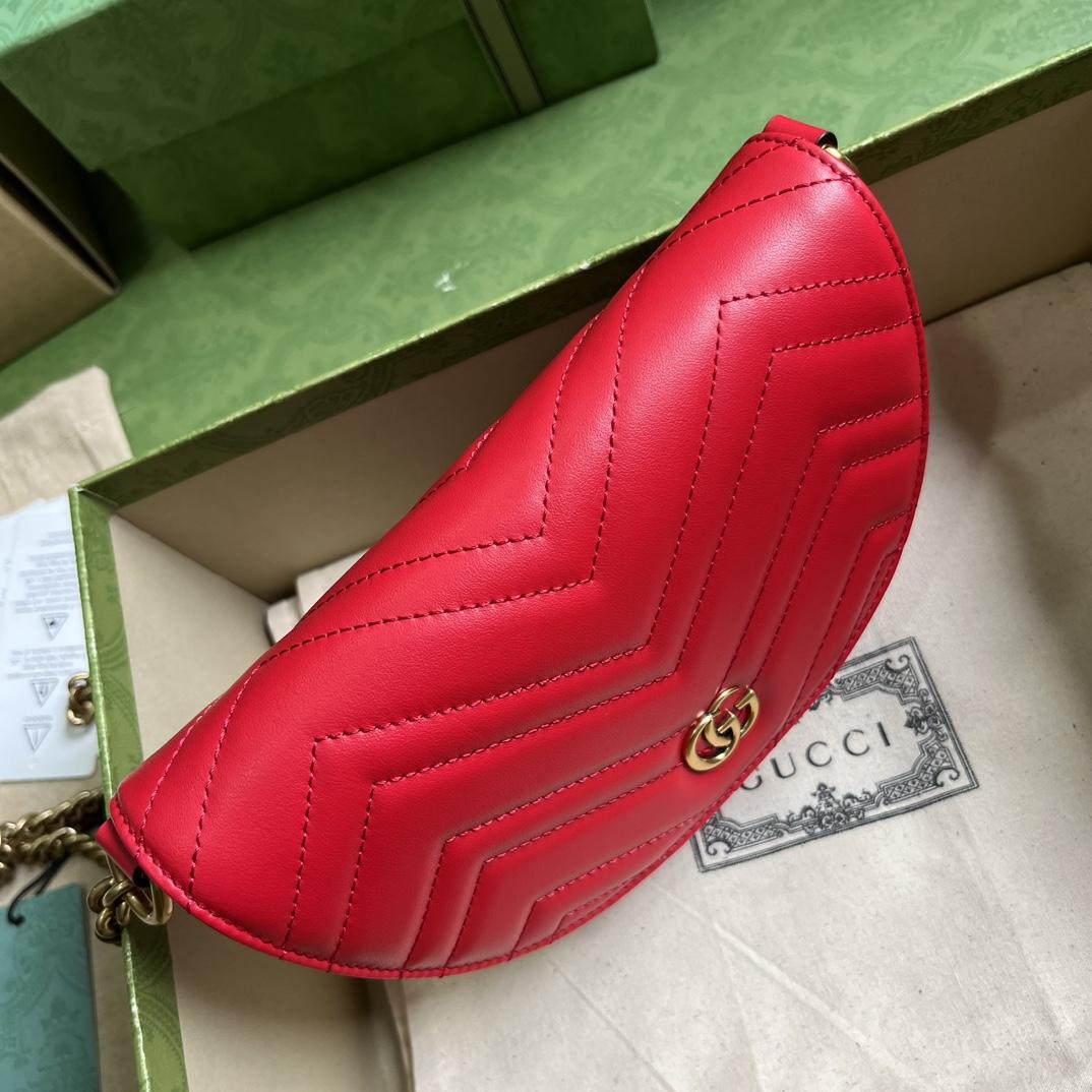 Gucci GG Marmont Matelasse Chain Mini Bag (20x 14.5x 4cm) - FashionPlug