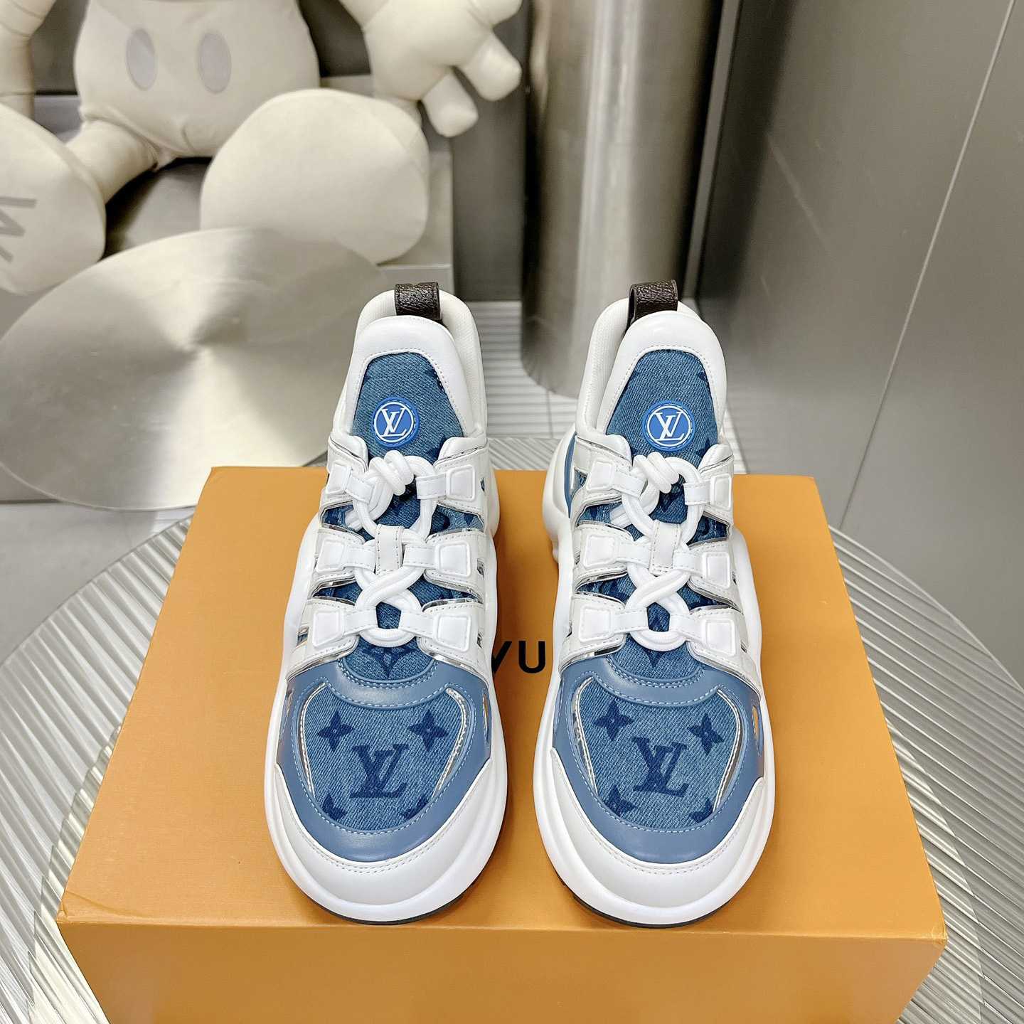 Louis Vuitton LV Archlight Sneaker    - FashionPlug