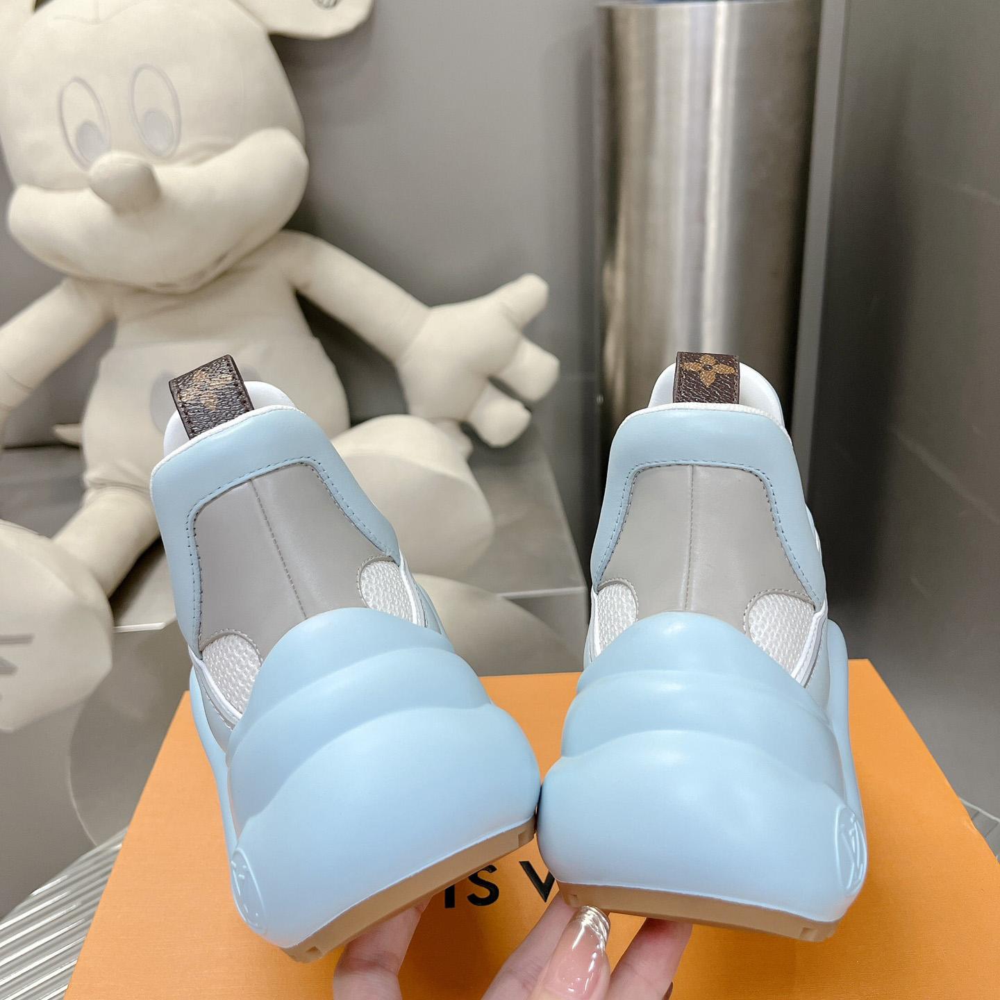 Louis Vuitton LV Archlight Sneaker     1AB154 - FashionPlug