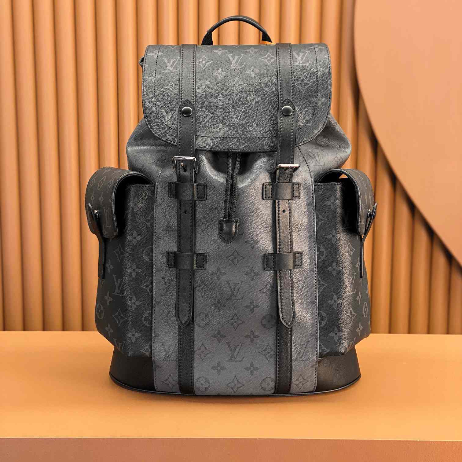 Louis Vuitton Christopher MM (38x44x21cm)     M45419 - FashionPlug