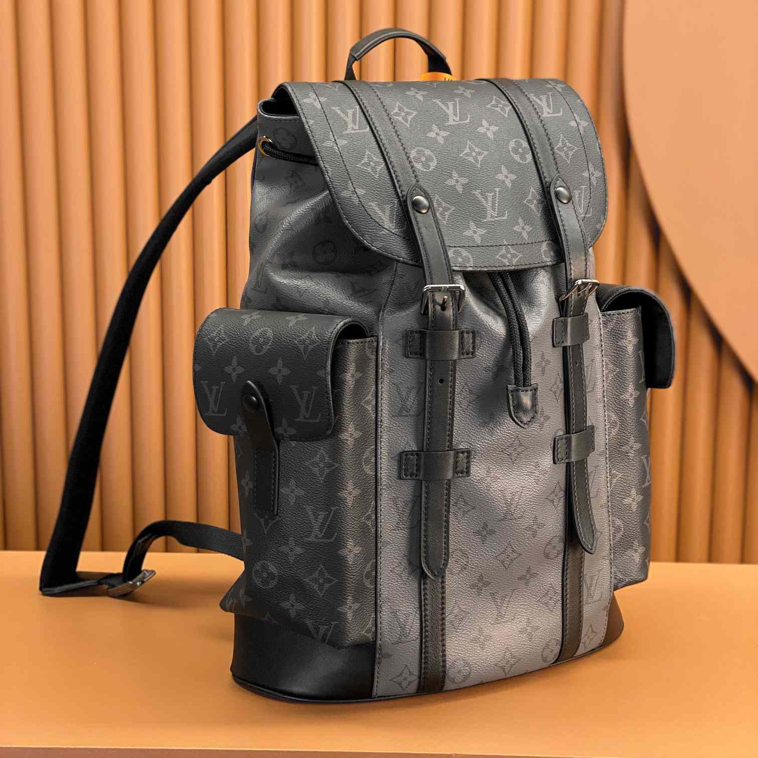 Louis Vuitton Christopher MM (38x44x21cm)     M45419 - FashionPlug