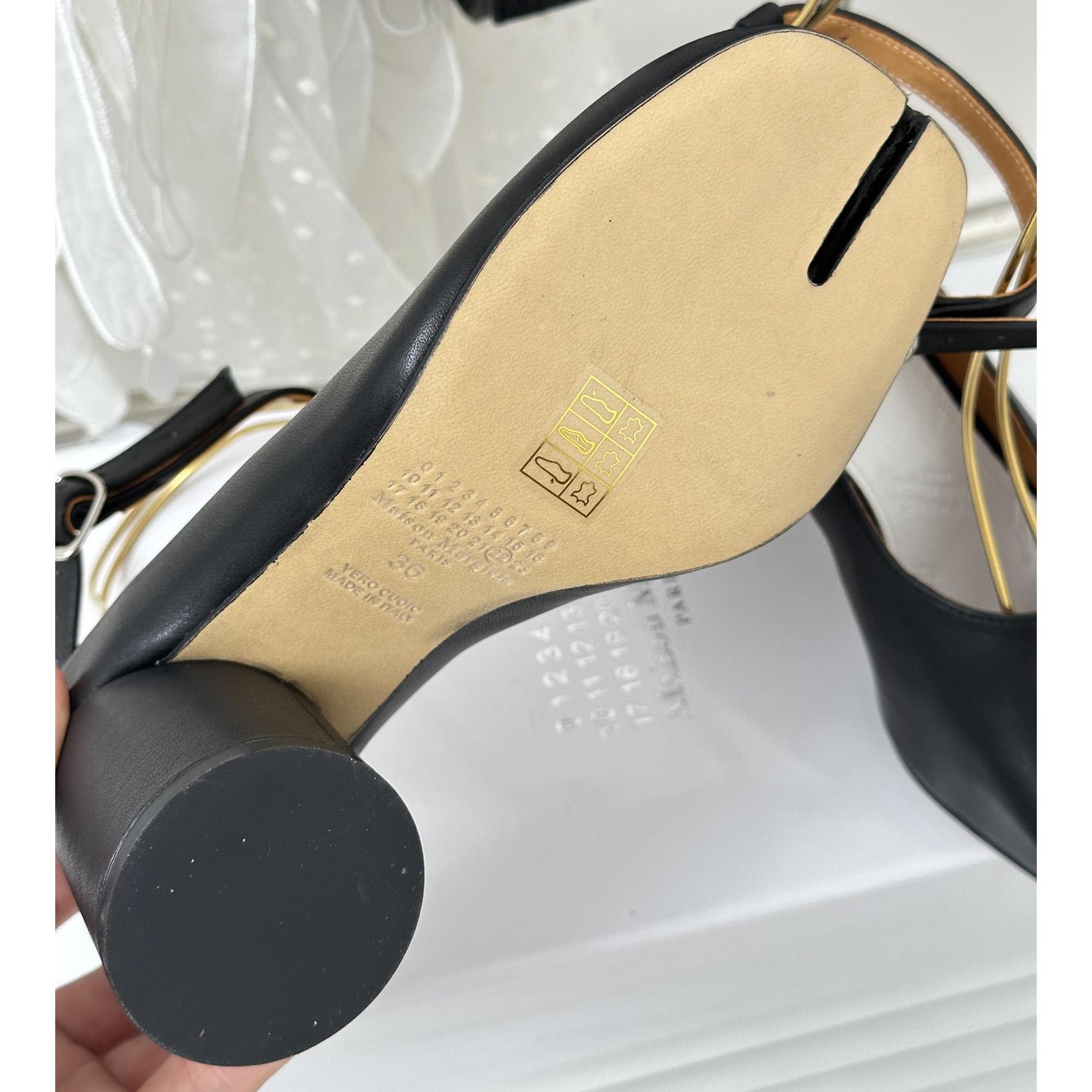 Maison Margiela Tabi Ankle-strap Pumps - FashionPlug