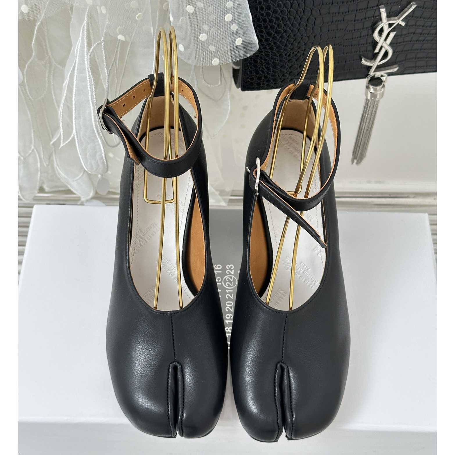 Maison Margiela Tabi Ankle-strap Pumps - FashionPlug