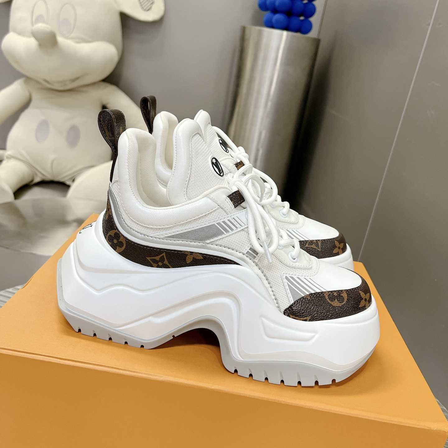 Louis Vuitton LV Archlight 2.0 Platform Sneaker    1ABIHJ - FashionPlug