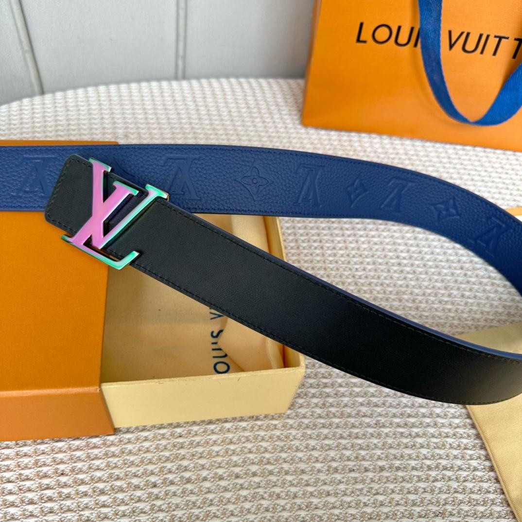 Louis Vuitton LV Initials 40mm Reversible Belt   M8260U - FashionPlug