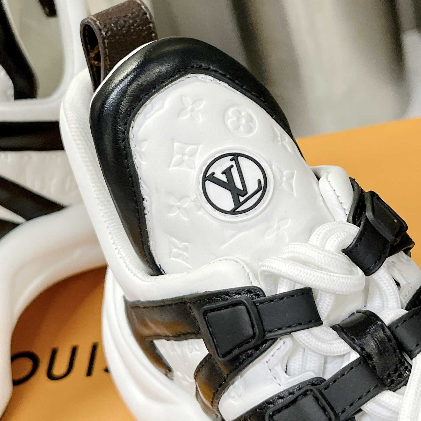 Louis Vuitton LV Archlight Sneaker    - FashionPlug