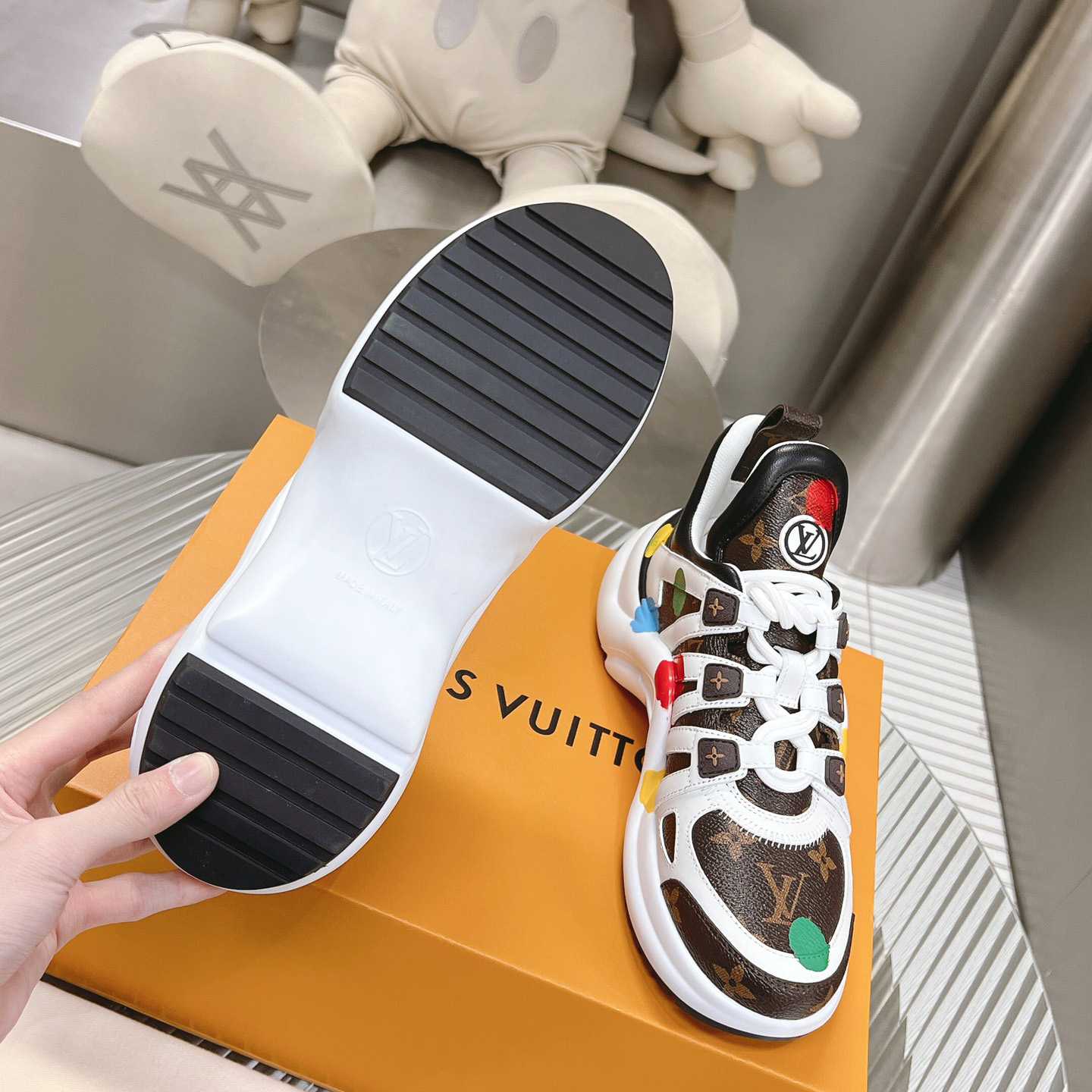 Louis Vuitton LV x YK LV Archlight Sneaker   1AB9R4 - FashionPlug
