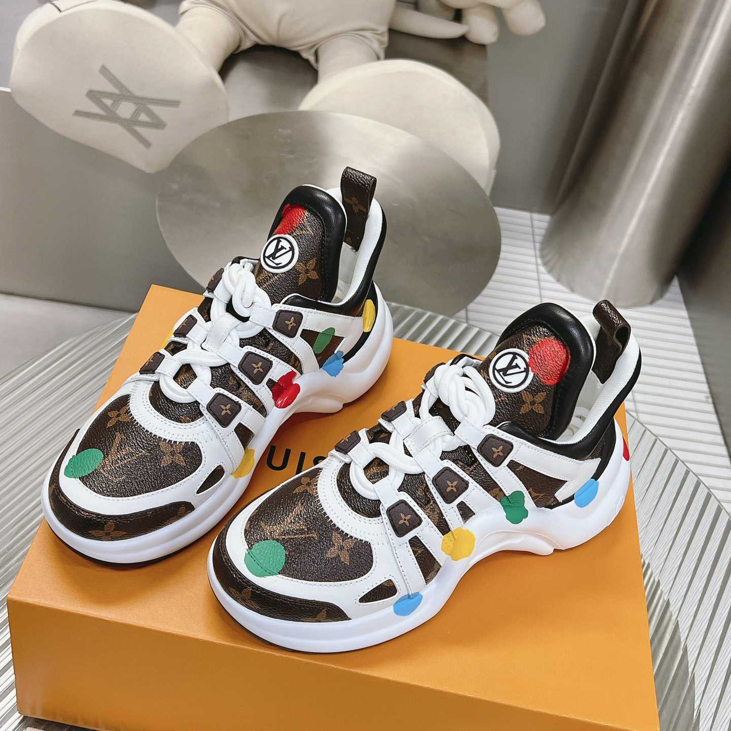 Louis Vuitton LV x YK LV Archlight Sneaker   1AB9R4 - FashionPlug