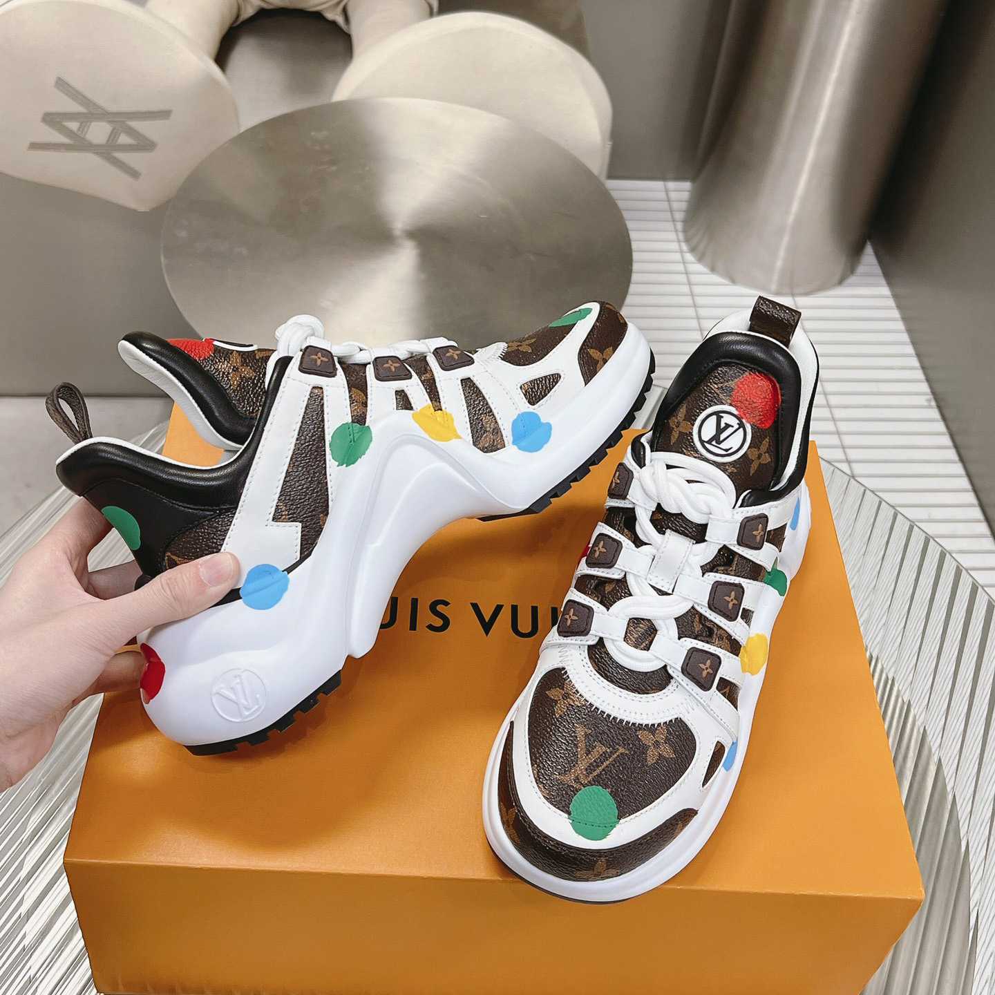 Louis Vuitton LV x YK LV Archlight Sneaker   1AB9R4 - FashionPlug