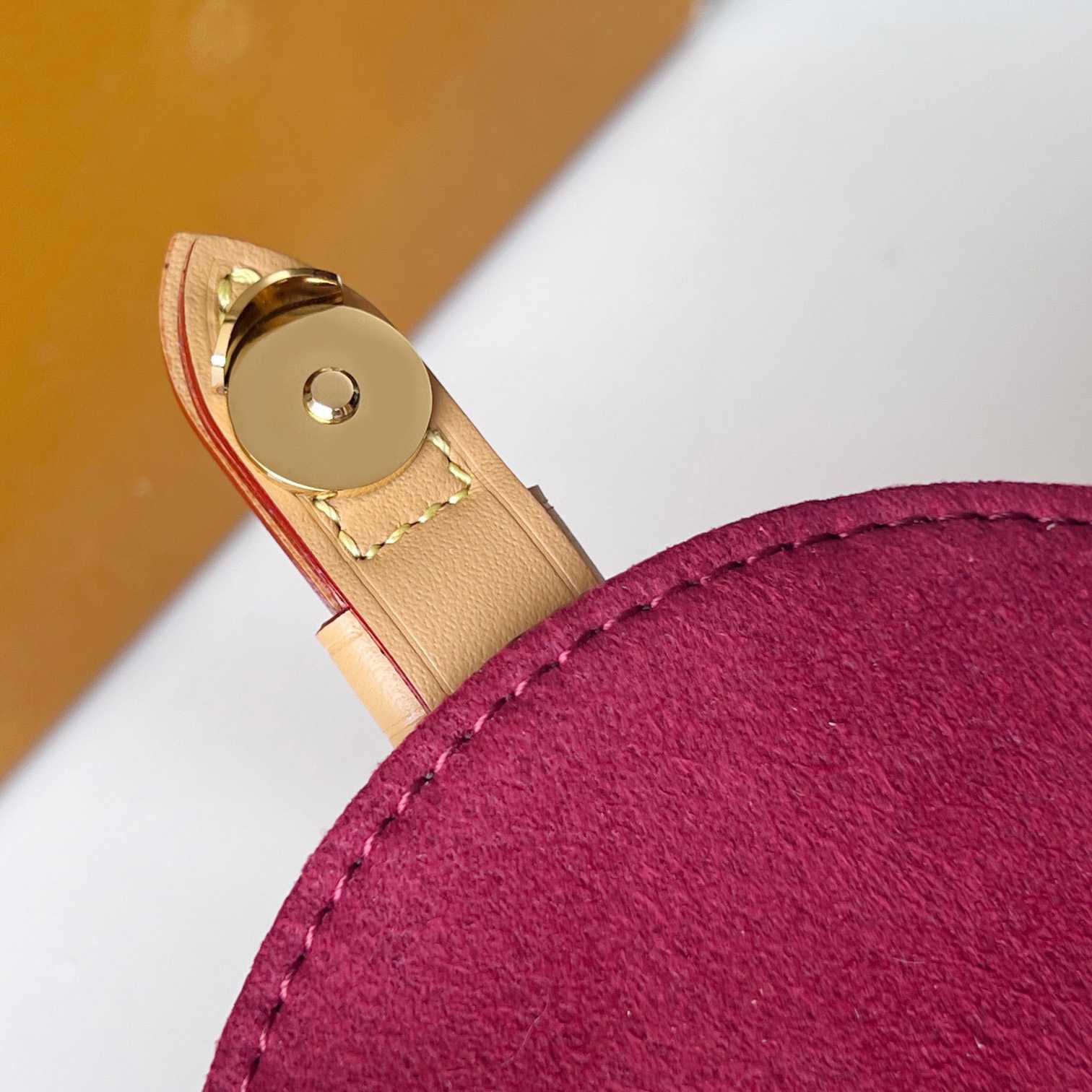 Louis Vuitton Micro Chantilly(12.5 x 13 x 4cm)   M46643 - FashionPlug