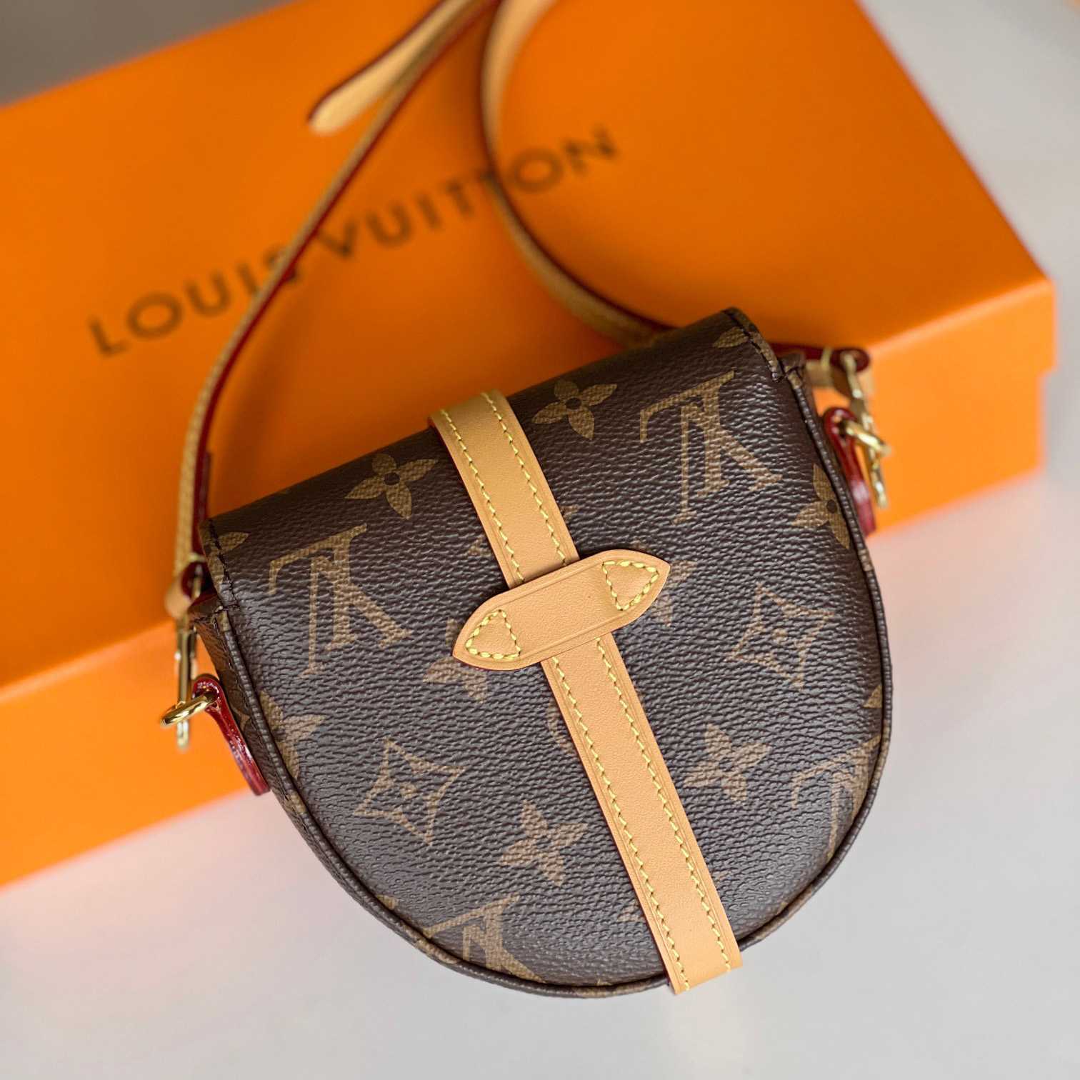 Louis Vuitton Micro Chantilly(12.5 x 13 x 4cm)   M46643 - FashionPlug