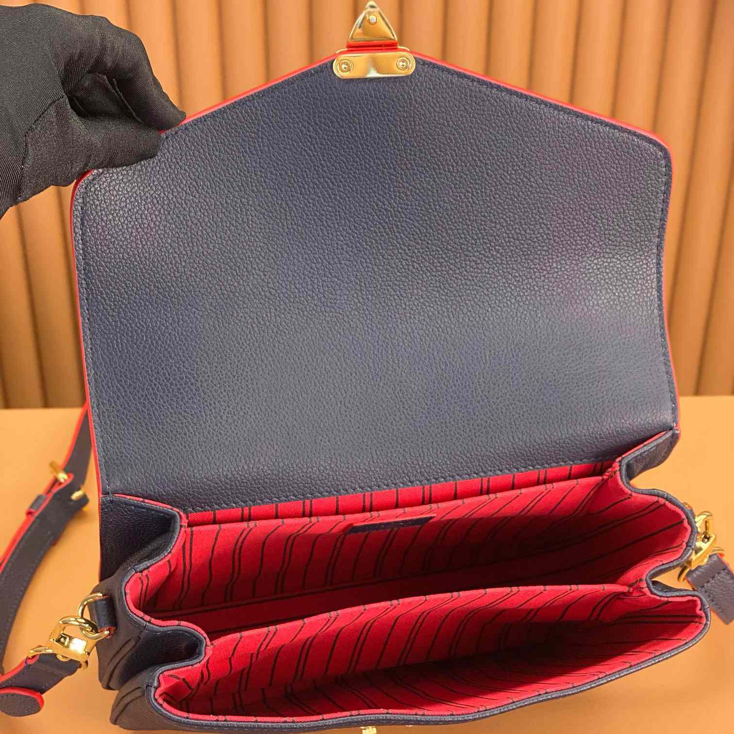 Louis Vuitton Pochette Métis (25*19*7cm)   M44071 - FashionPlug