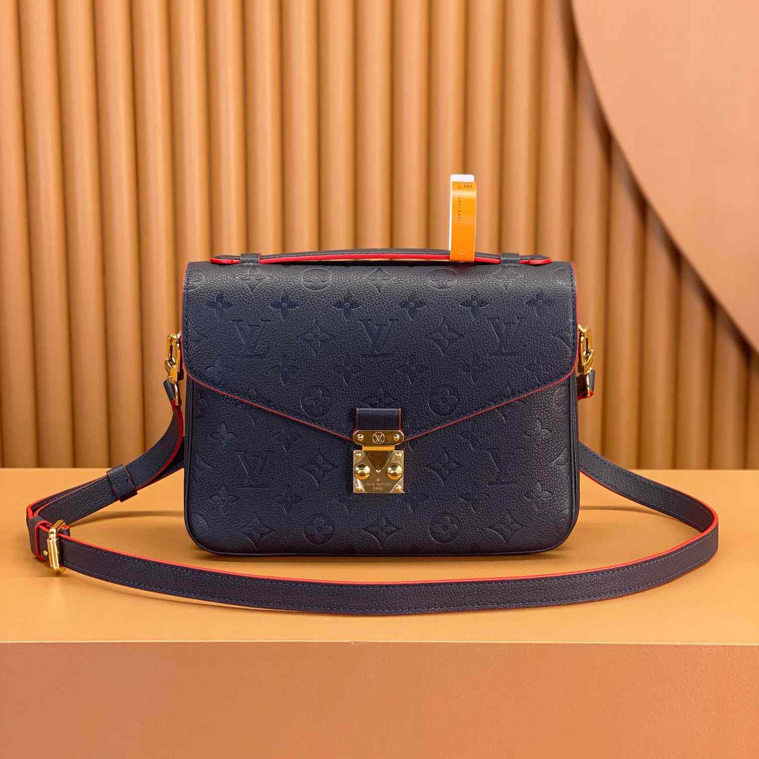 Louis Vuitton Pochette Métis (25*19*7cm)   M44071 - FashionPlug