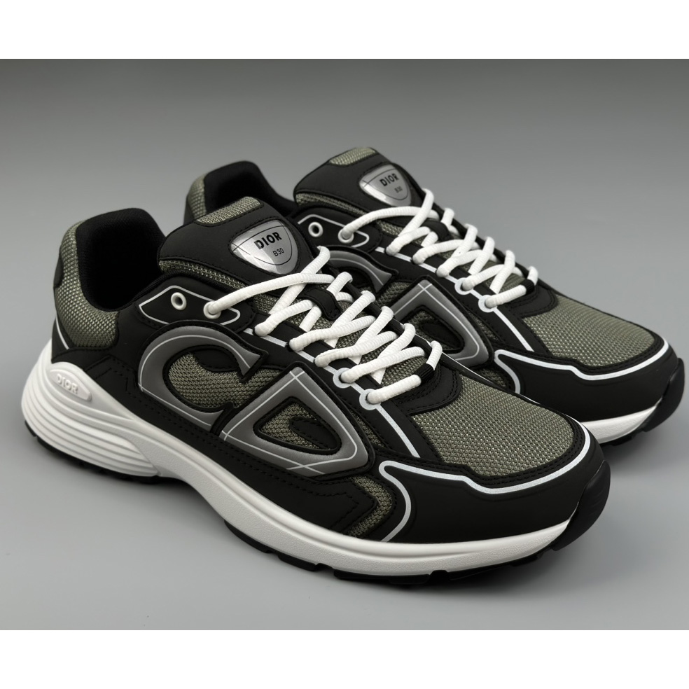 Dior B30 Sneaker  - FashionPlug