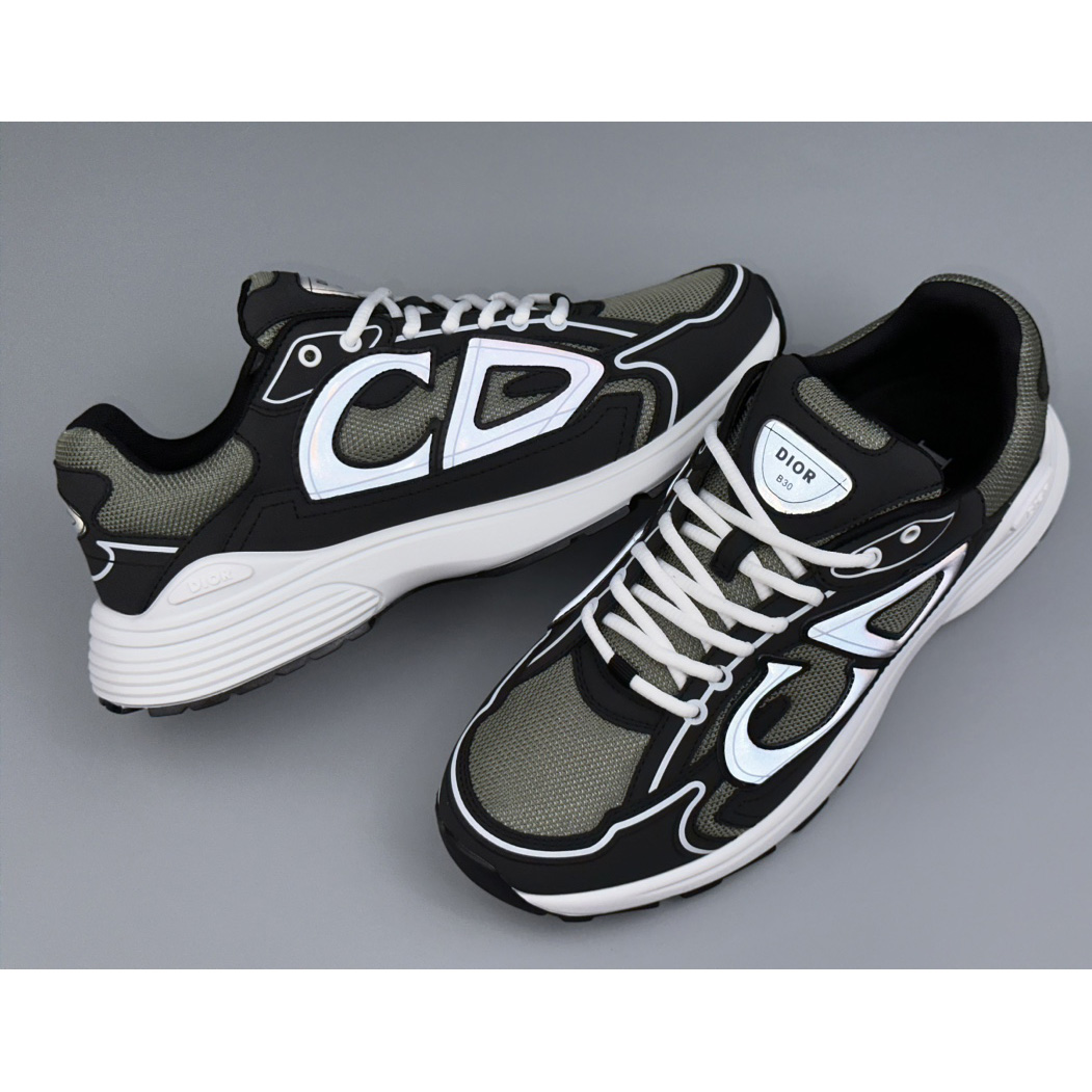 Dior B30 Sneaker  - FashionPlug
