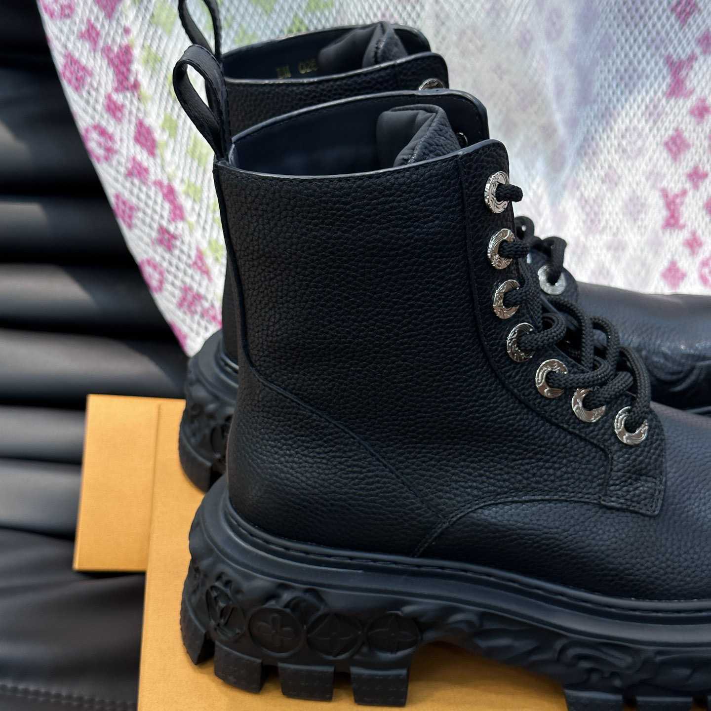 Louis Vuitton LV Baroque Ranger Boot    1AB8NG - FashionPlug