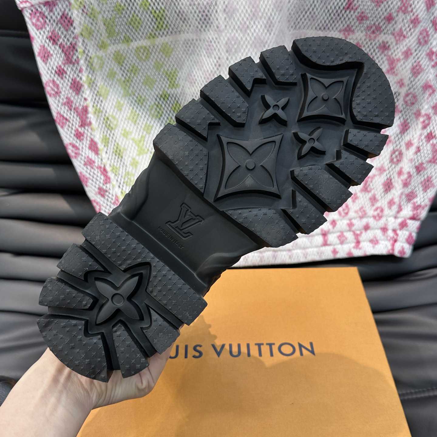 Louis Vuitton LV Baroque Ranger Boot    1AB8NG - FashionPlug