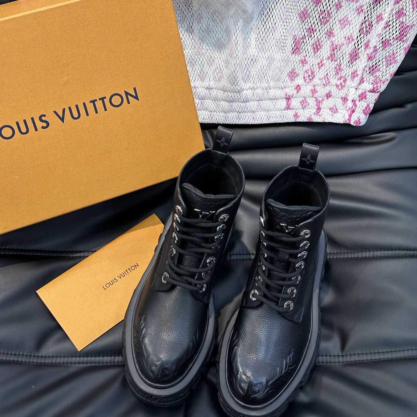Louis Vuitton LV Baroque Ranger Boot    1AB8NG - FashionPlug